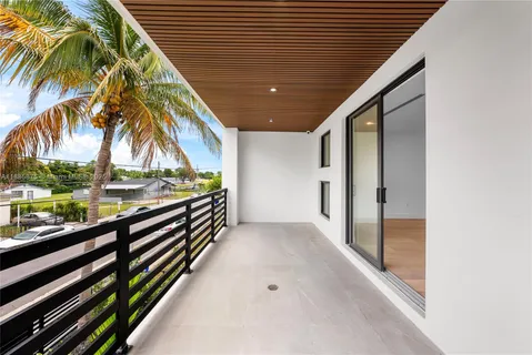 $3,350,000 | 260 Northwest 47th Street, Miami, FL 33127