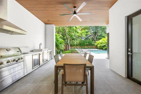 $3,350,000 | 260 Northwest 47th Street, Miami, FL 33127