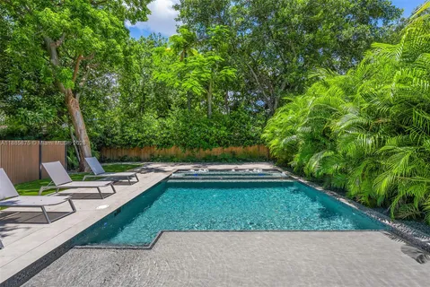 $3,350,000 | 260 Northwest 47th Street, Miami, FL 33127