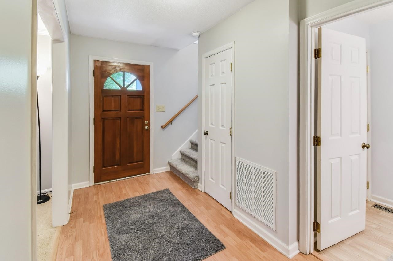 107 Chevron Circle Cary, NC 27513 - Photo 5 of 34 Photo 5