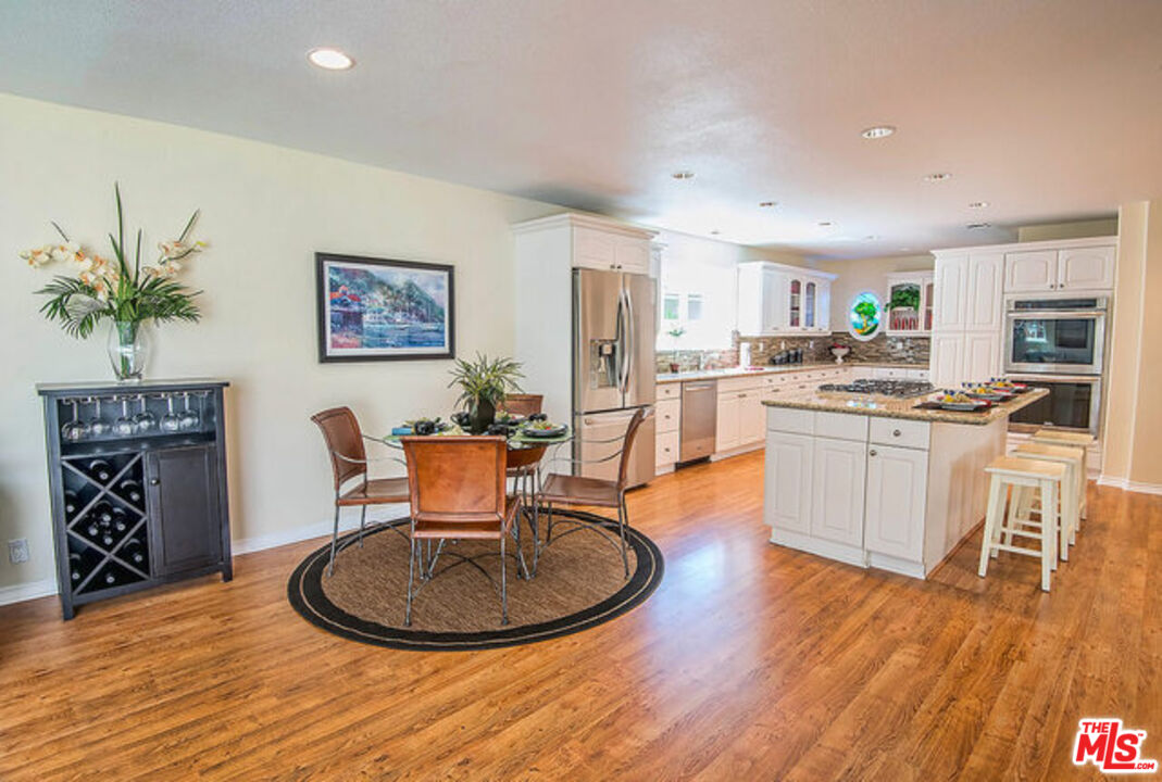 7830 West 83rd Street Playa del Rey, CA 90293 - Photo 19 of 74