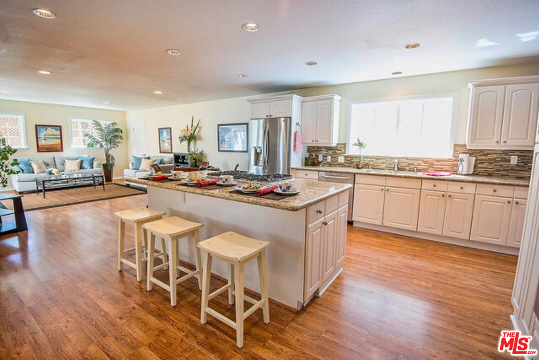 7830 West 83rd Street Playa del Rey, CA 90293 - Photo 23 of 74