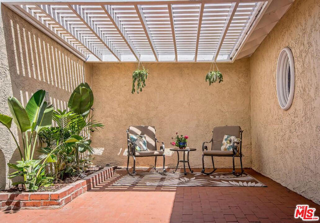 7830 West 83rd Street Playa del Rey, CA 90293 - Photo 6 of 74