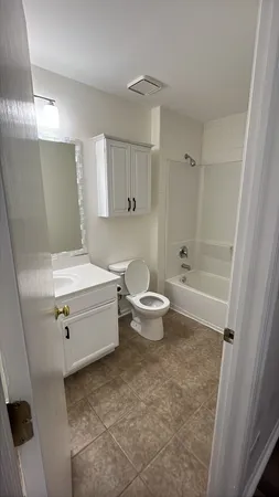 $2,075 | 1096 Clover Drive, Minooka, IL 60447