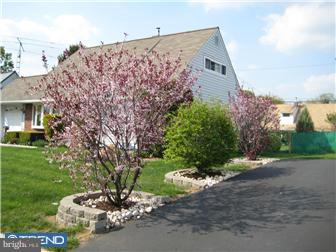 32 Quail Road Levittown, PA 19057 - Photo 2 of 12 Exterior Side