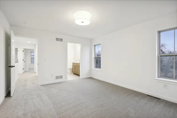 $575,900 | N174W20582 Laurel Springs Circle, Jackson, WI 53037