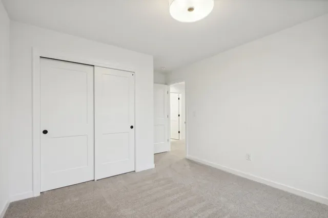 $575,900 | N174W20582 Laurel Springs Circle, Jackson, WI 53037