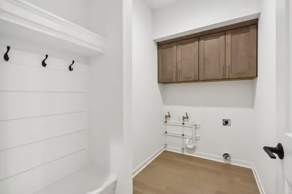 $575,900 | N174W20582 Laurel Springs Circle, Jackson, WI 53037