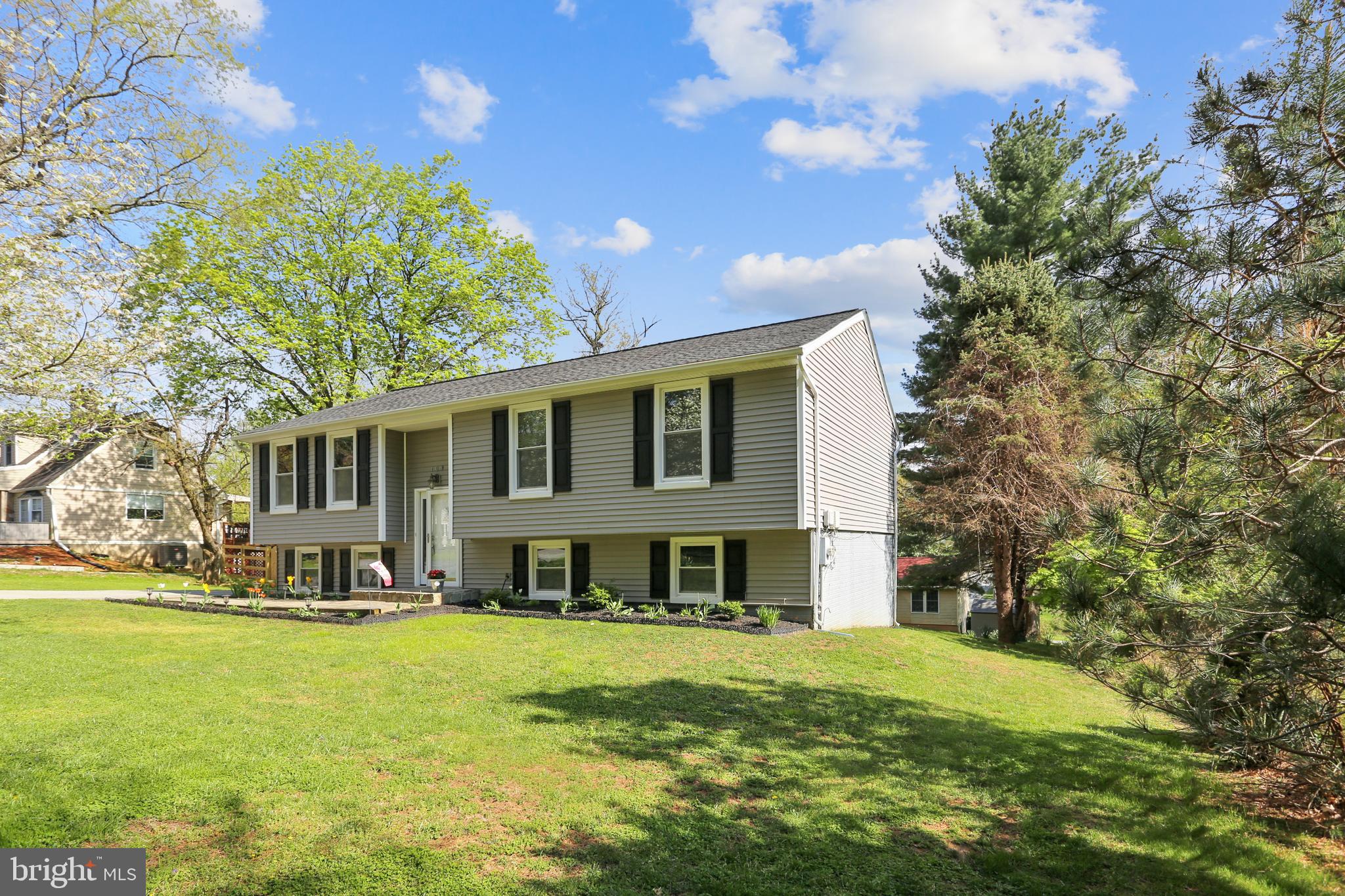 109 Heil Road Silver Spring, MD 20905 - Photo 3 of 60 Front Exterior Side