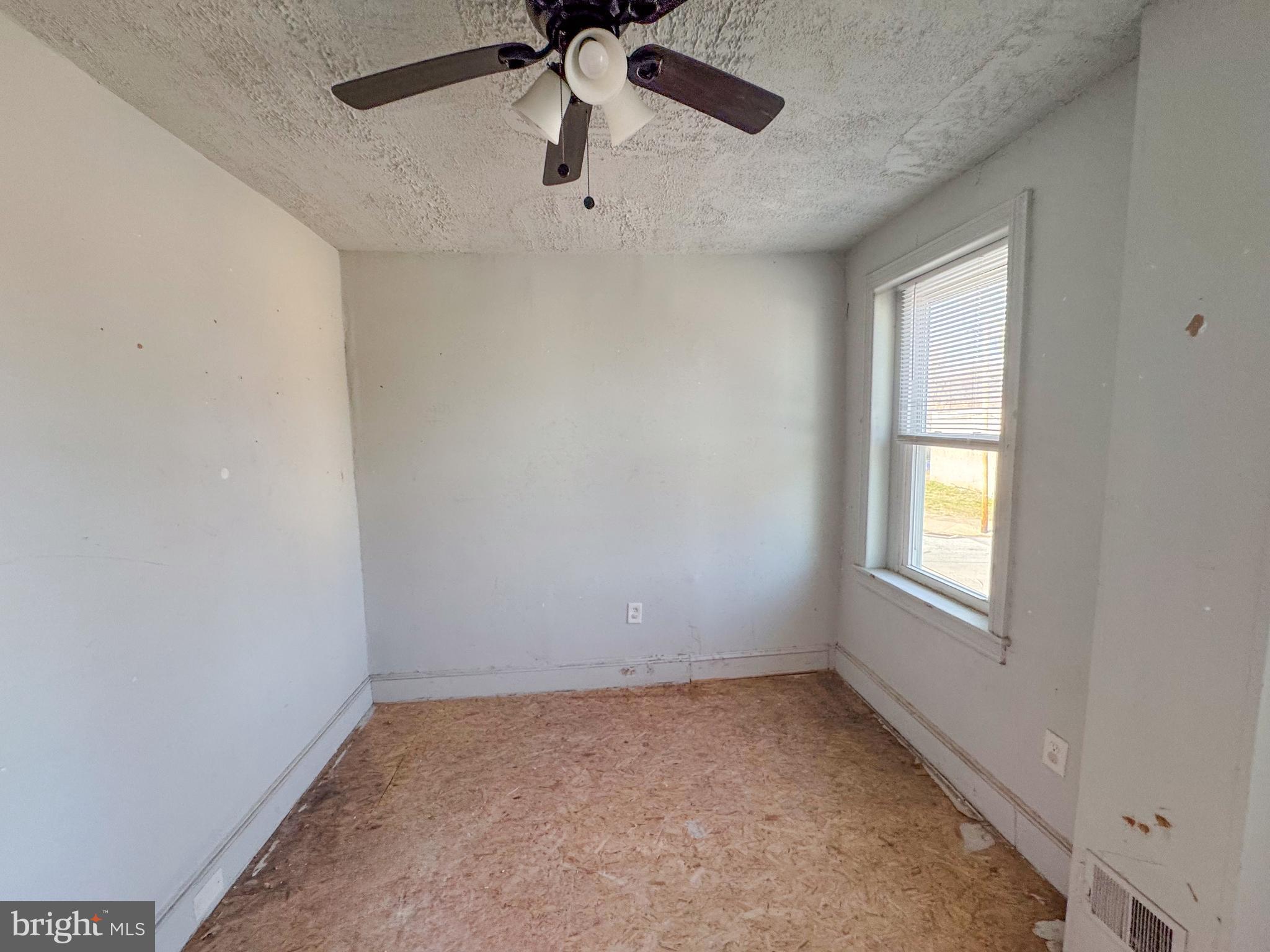 1001 West 7th Street Chester, PA 19013 - Photo 14 of 24