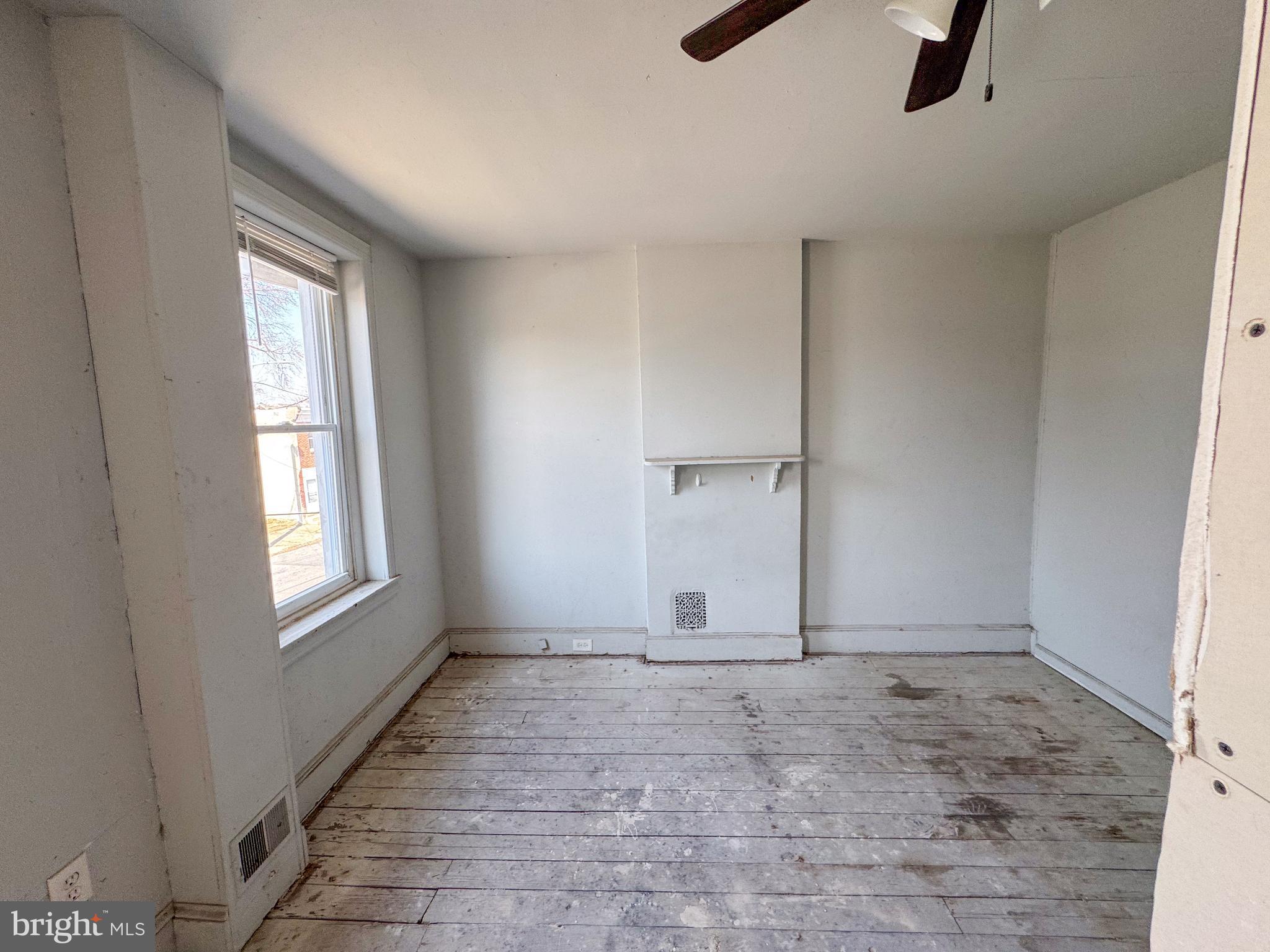 1001 West 7th Street Chester, PA 19013 - Photo 15 of 24