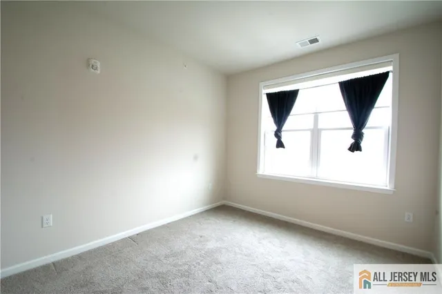 $598,000 | 711 Greenland Square, Unit 711, Highland Park, NJ 08904