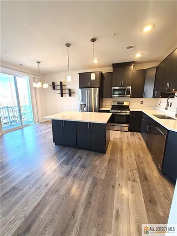 $598,000 | 711 Greenland Square, Unit 711, Highland Park, NJ 08904