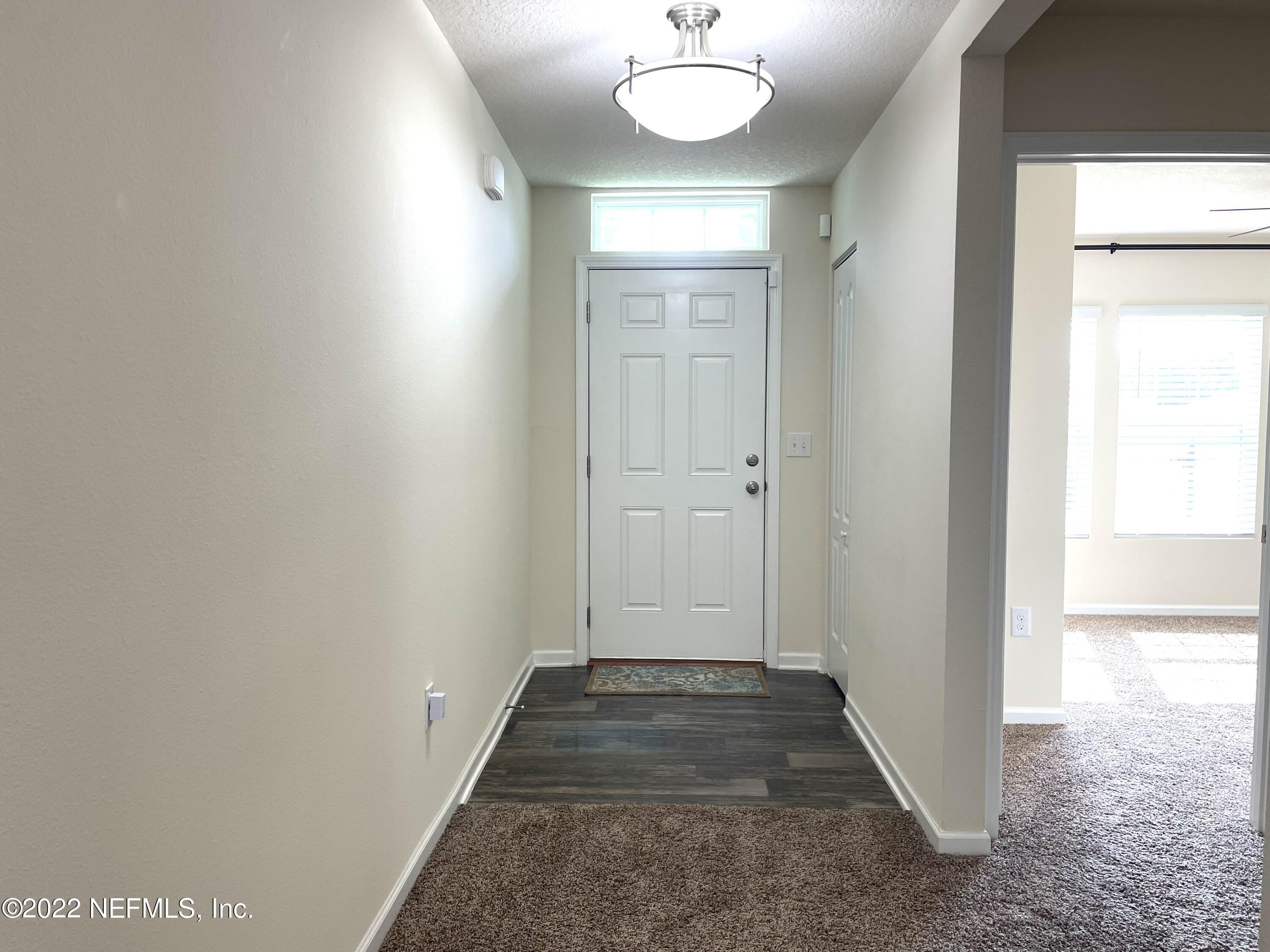 117 Lakeside Court Bunnell, FL 32110 - Photo 2 of 42 FOYER