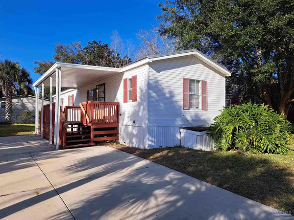 $1,200 | 8584 Alvarado Calzada, Pensacola, FL 32507