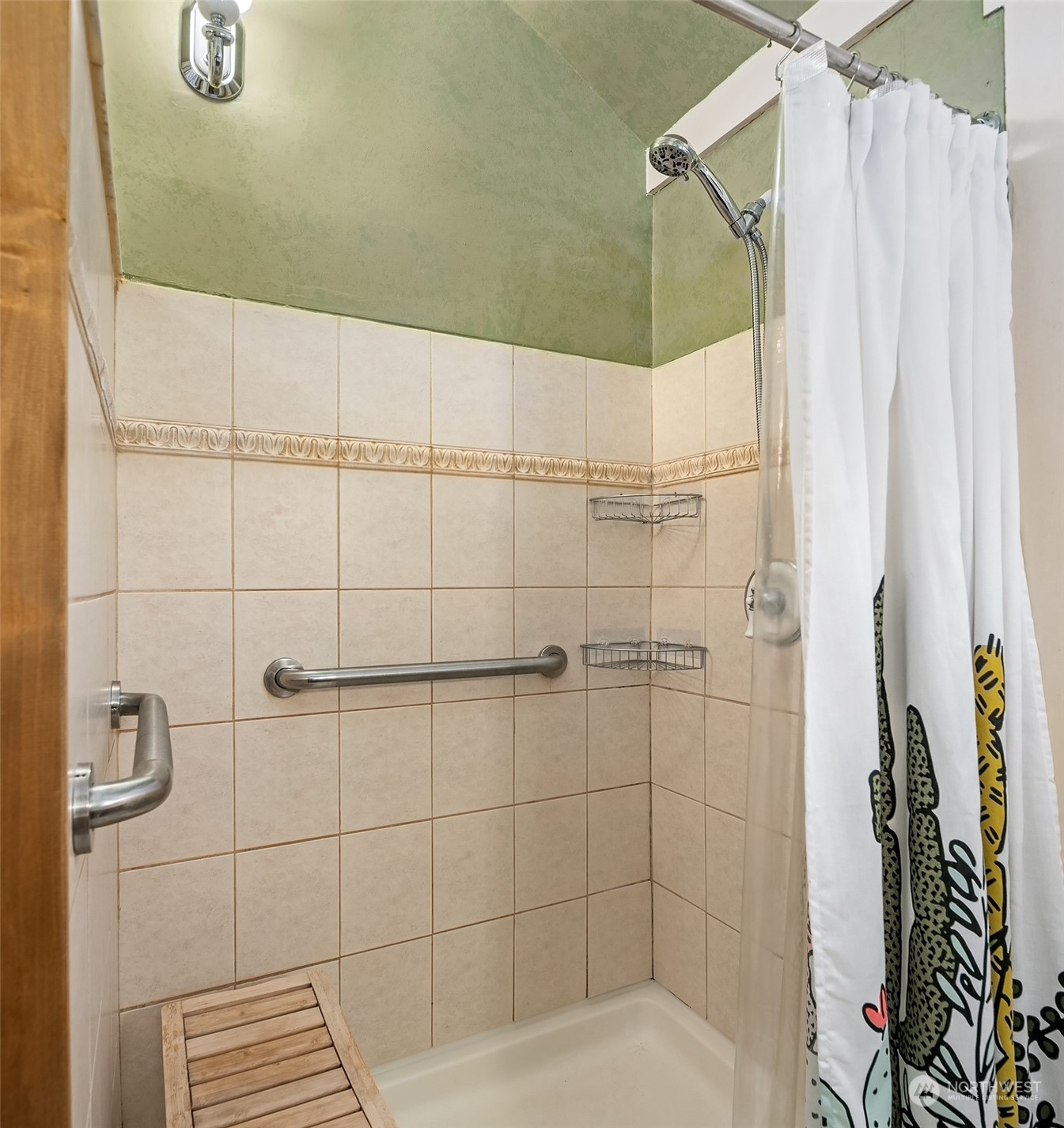 401 Southwest Langston Road Renton, WA 98057 - Photo 11 of 30