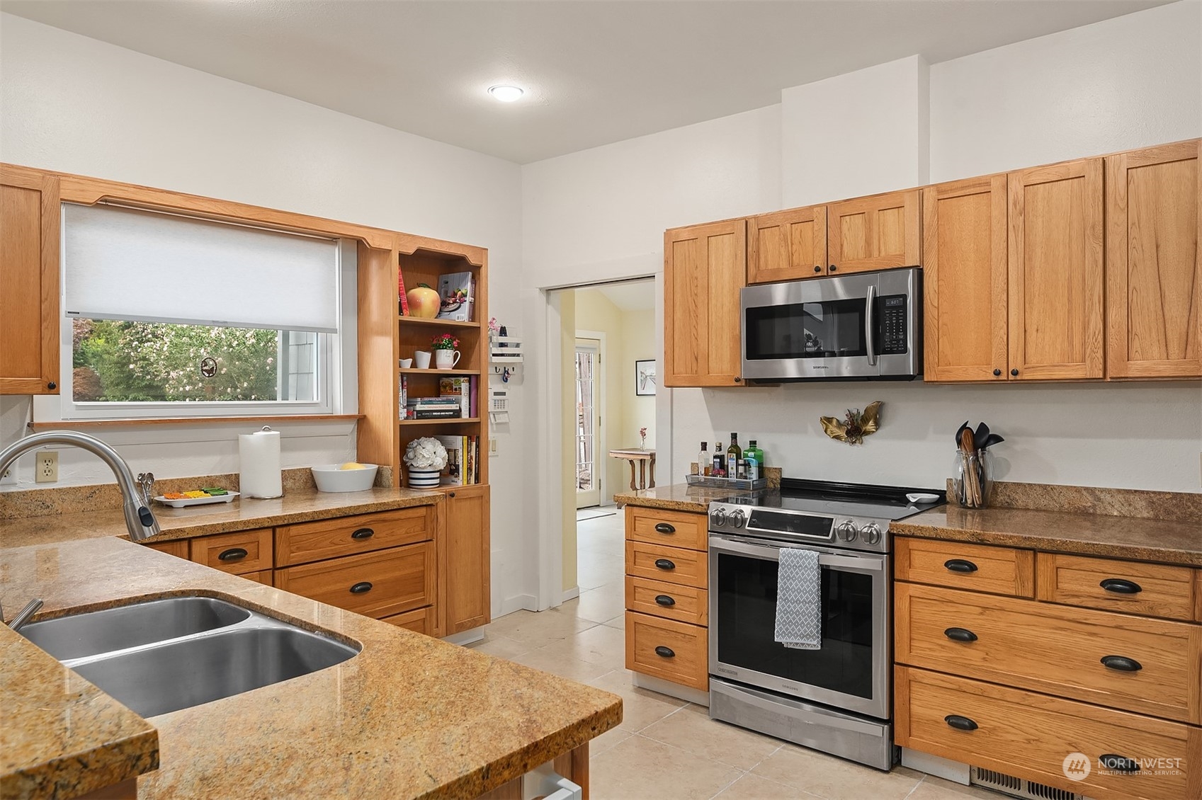 401 Southwest Langston Road Renton, WA 98057 - Photo 17 of 30