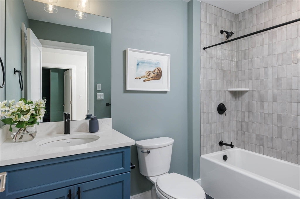 65 Oxbow Road, Unit 371 Raynham, MA 02767 - Photo 9 of 24 Gallery Image 9
