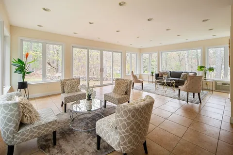 $1,459,800 | 18 Saddle Ridge Road, Dover, MA 02030