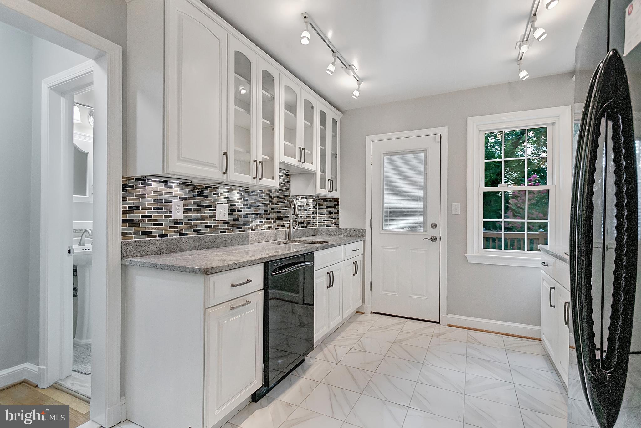 2108 48th Street Northwest Washington, DC 20007 - Photo 8 of 41