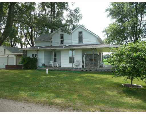 10500 Shively Road Nappanee, IN 46550 - Photo 1 of 11