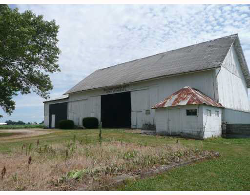 10500 Shively Road Nappanee, IN 46550 - Photo 10 of 11
