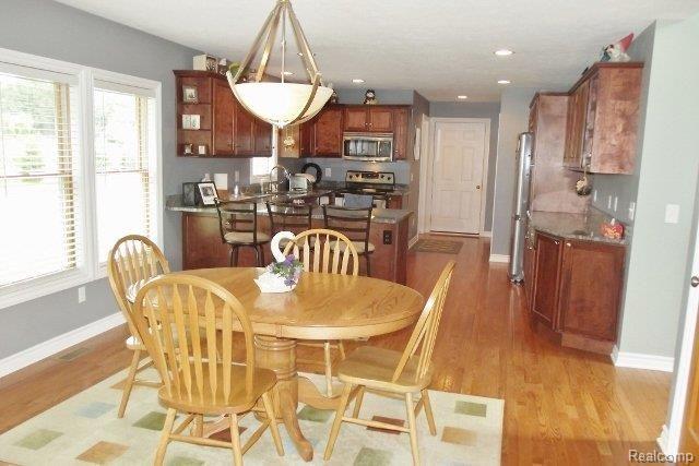 4125 North Nicholson Road Fowlerville, MI 48836 - Photo 2 of 17 DSCF2371 (640x427).jpg