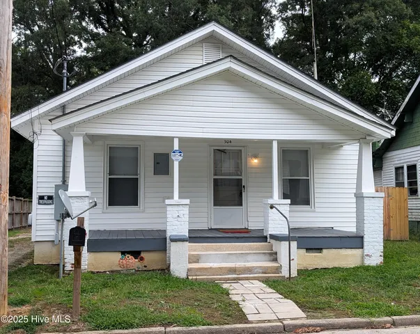 $124,900 | 304 Reid Street East, Wilson, NC 27893