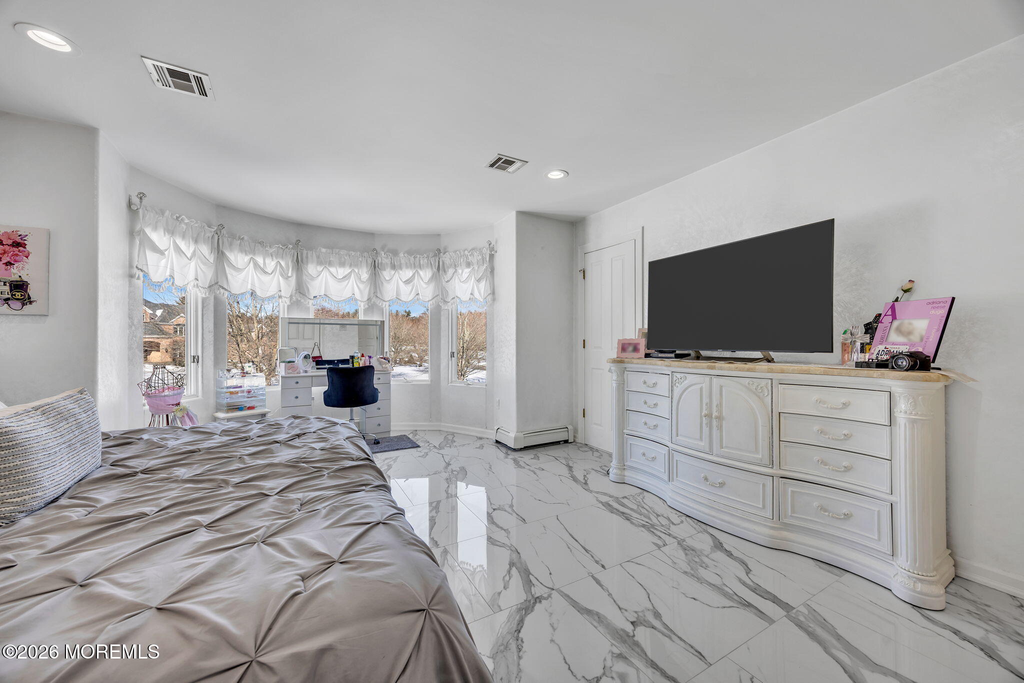 4 Rivers Edge Drive Colts Neck, NJ 07722 - Photo 40 of 69 43-web-or-mls-2M1A4545
