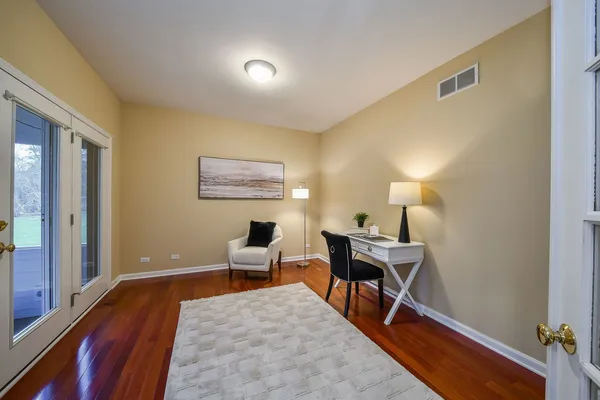 $830,000 | 640 Kendridge Court, Aurora, IL 60502