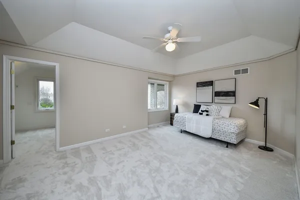 $830,000 | 640 Kendridge Court, Aurora, IL 60502