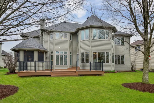 $830,000 | 640 Kendridge Court, Aurora, IL 60502