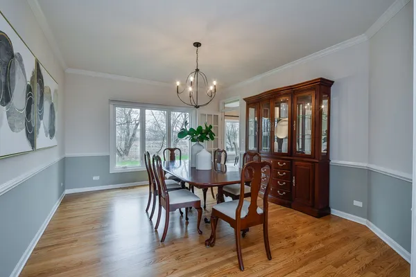 $830,000 | 640 Kendridge Court, Aurora, IL 60502