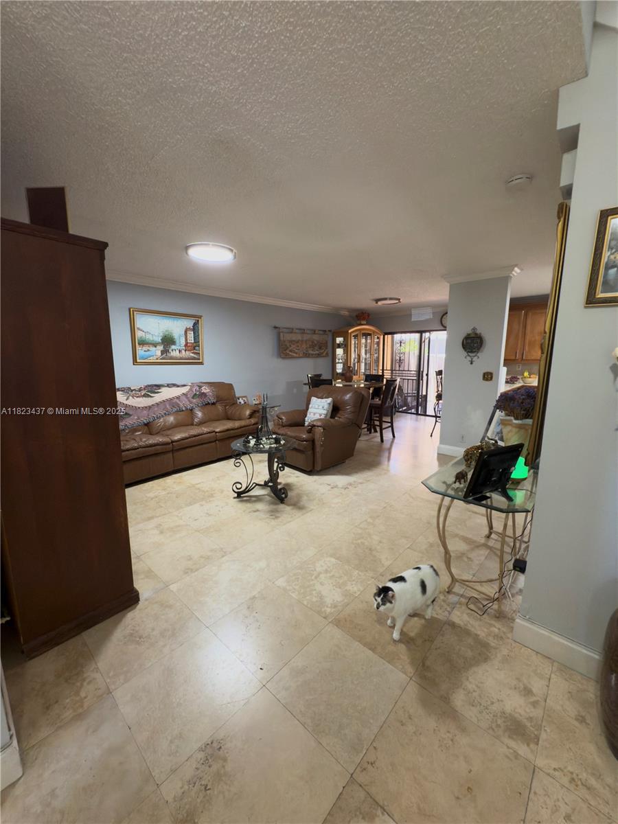 1651 Southwest 120th Avenue Pembroke Pines, FL 33025 - Photo 11 of 34