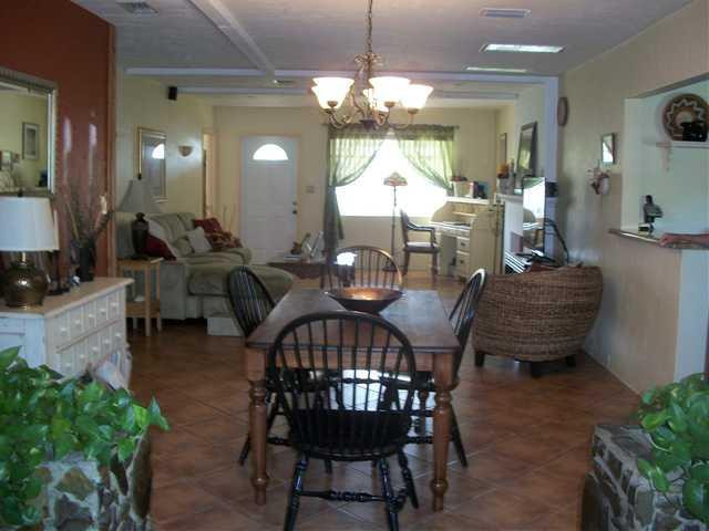1331 North 31st Road Hollywood, FL 33021 - Photo 16 of 18 Dining Room