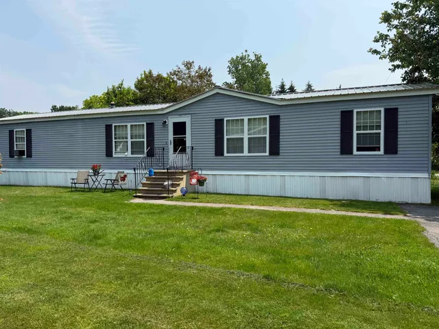 $165,000 | 8 Sir Lancelot Drive, Exeter, NH 03833