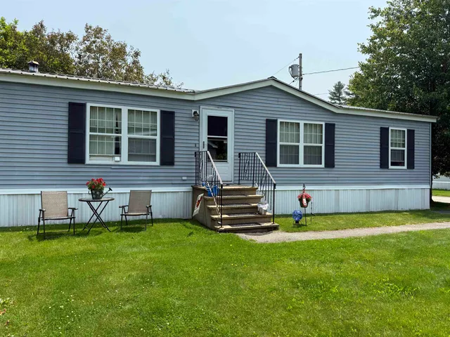 $165,000 | 8 Sir Lancelot Drive, Exeter, NH 03833