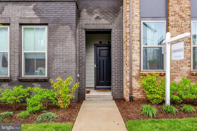 a view of an entryway with staircase