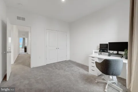 $650,000 | 20941 Bluebird Square, Sterling, VA 20165