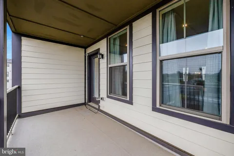 $650,000 | 20941 Bluebird Square, Sterling, VA 20165