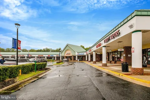 $650,000 | 20941 Bluebird Square, Sterling, VA 20165