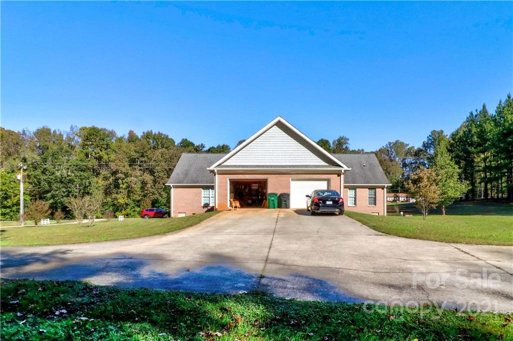 7235 Bringle Ferry Road Salisbury, NC 28146 - Photo 12 of 29 Gallery Image 12