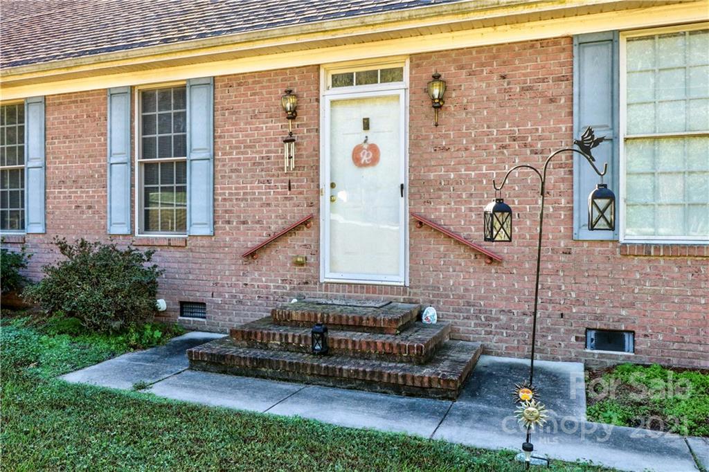 7235 Bringle Ferry Road Salisbury, NC 28146 - Photo 16 of 29 Gallery Image 16
