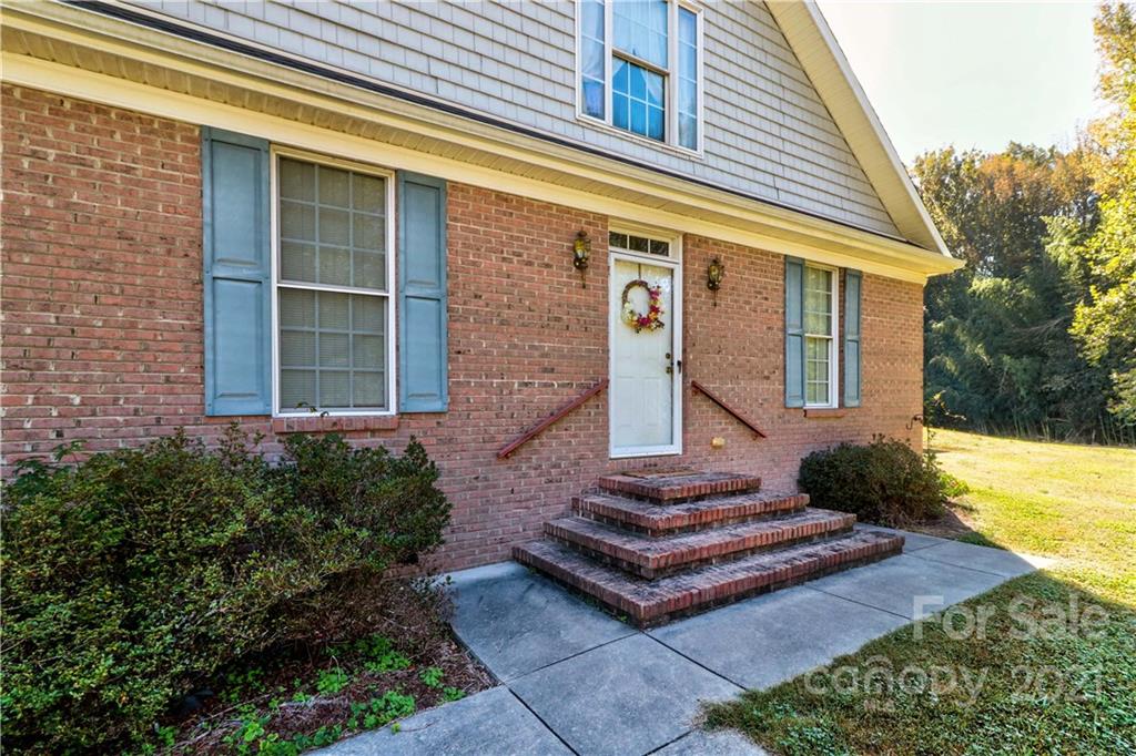 7235 Bringle Ferry Road Salisbury, NC 28146 - Photo 17 of 29 Gallery Image 17