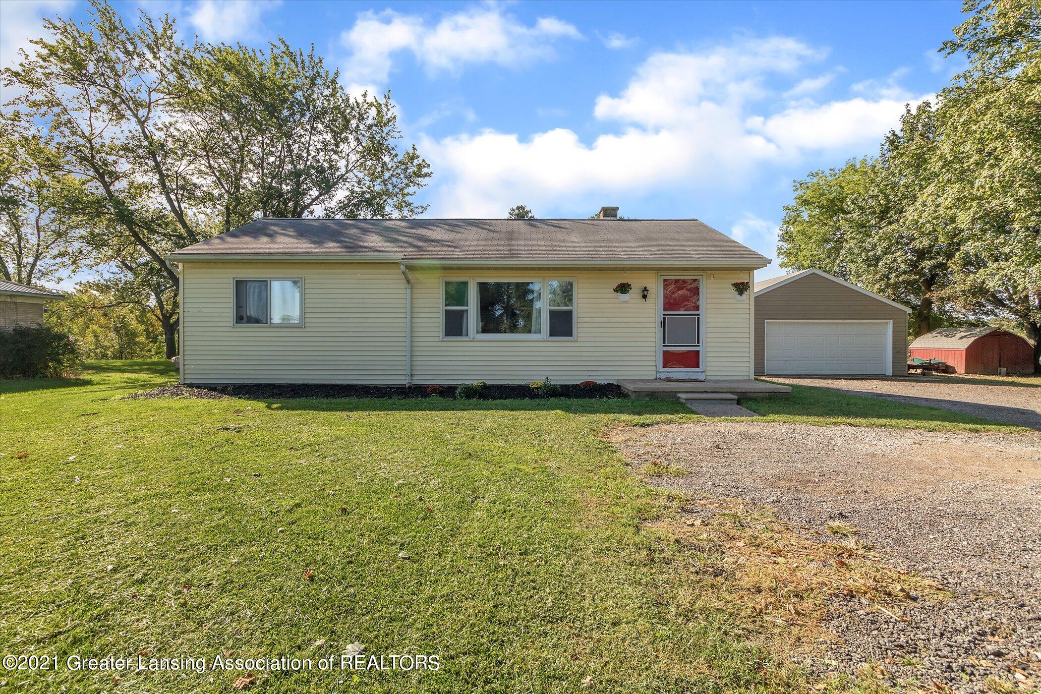 2082 East Alward Road Dewitt, MI 48820 - Photo 1 of 46 Front Exterior