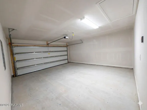 $1,900 | 234 Oak Heights Drive, Duson, LA 70529