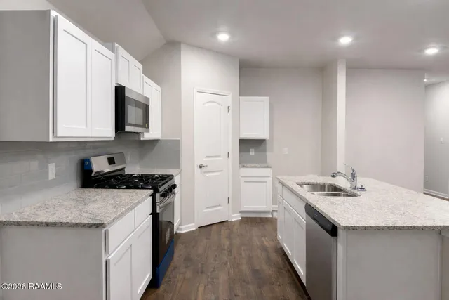 $2,000 | 234 Oak Heights Drive, Duson, LA 70529