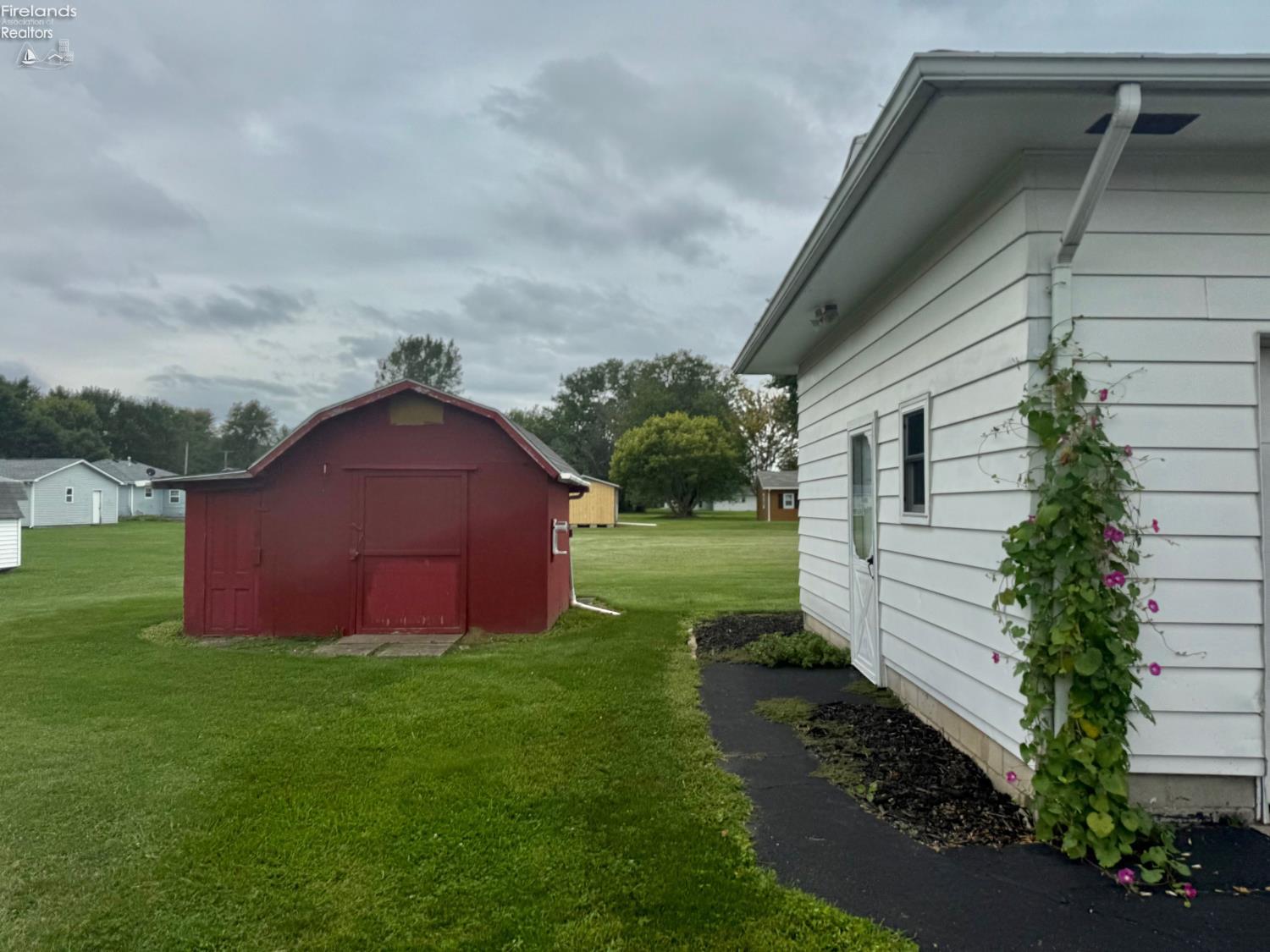 1284 East Lockwood Road Port Clinton, OH 43452 - Photo 8 of 10 Gallery Image 8