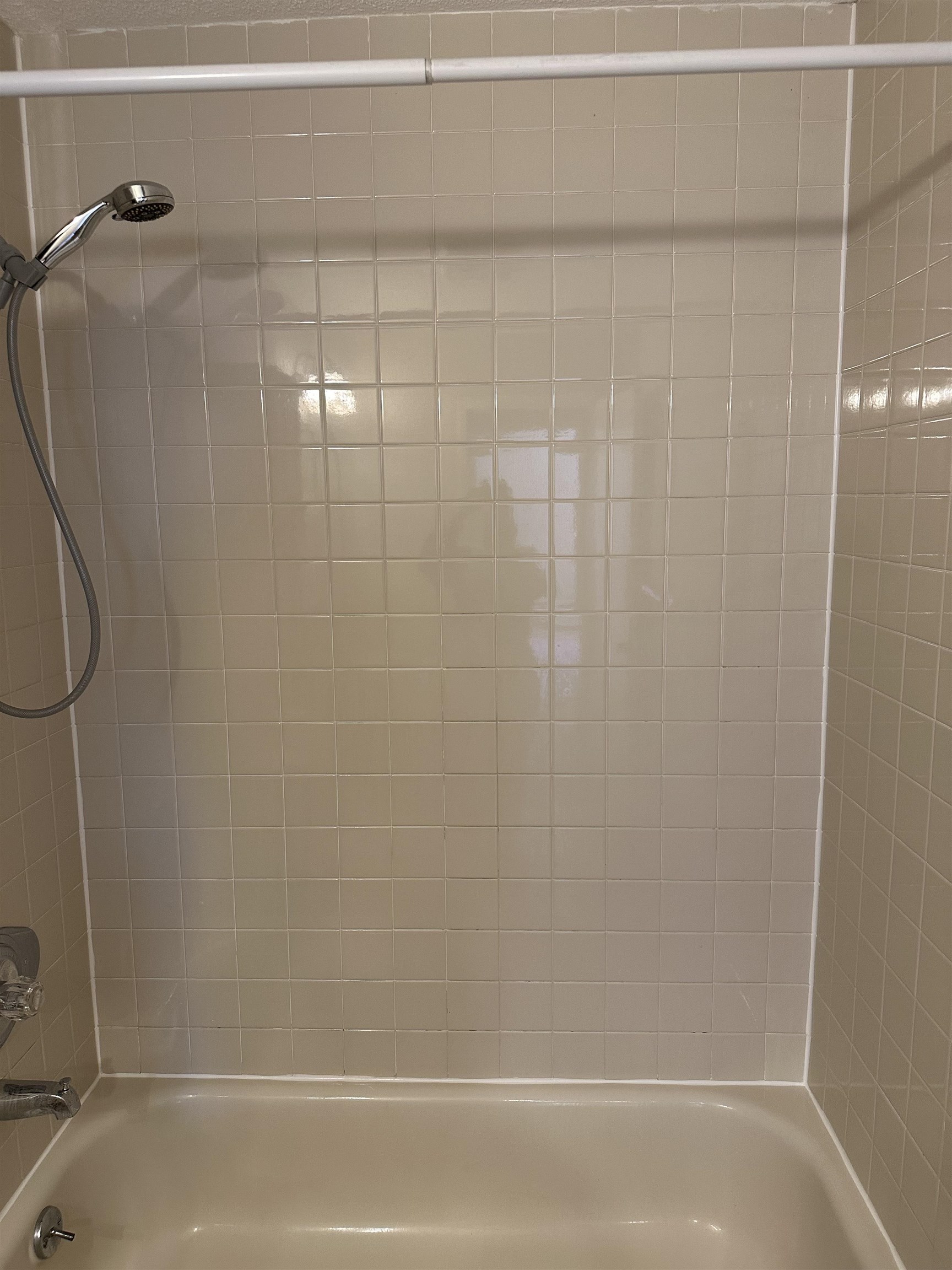 23 Country Club Drive, Unit 39 Manchester, NH 03102 - Photo 10 of 12