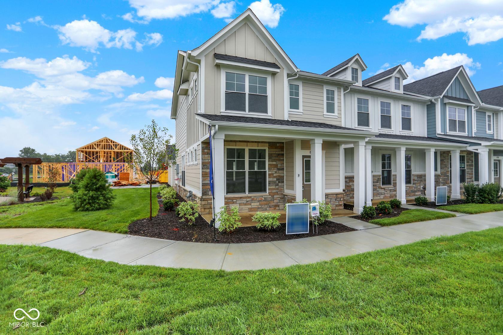 8568 Goldfinch Road Brownsburg, IN 46112 - Photo 2 of 40